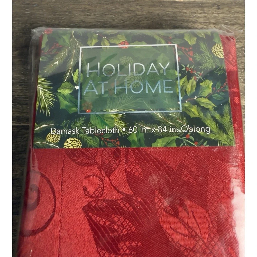 Red Damask tablecloth HOLIDAY AT HOME  Elegance 60